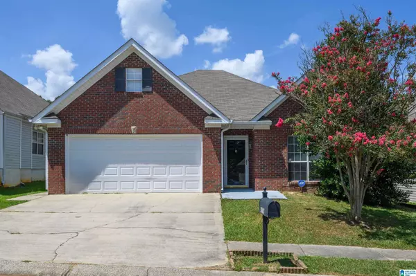 1042 WINDSOR PARKWAY, Moody, AL 35004