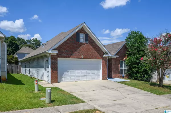 1042 WINDSOR PARKWAY, Moody, AL 35004