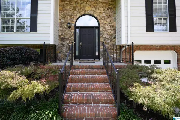 494 FIELDSTONE DRIVE, Helena, AL 35080