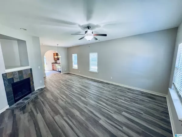 536 KINCAID COVE LANE, Odenville, AL 35120