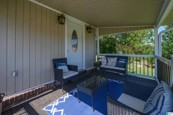 300 3RD AVENUE W, Oneonta, AL 35121