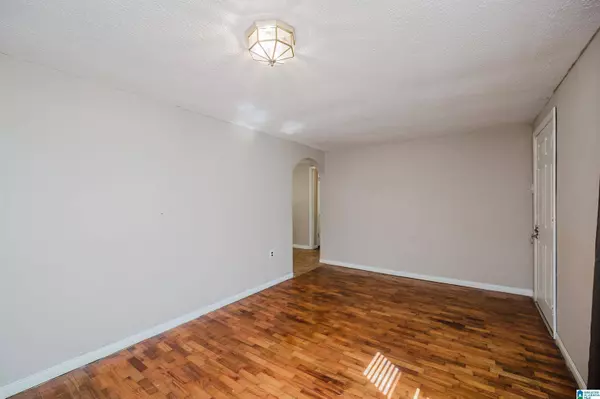 5221 EDGEWOOD ROAD, Adamsville, AL 35005