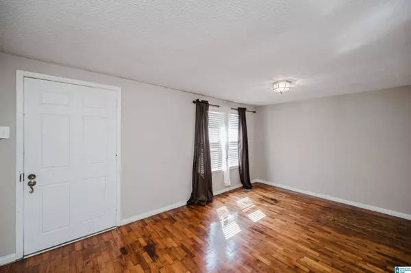 5221 EDGEWOOD ROAD, Adamsville, AL 35005