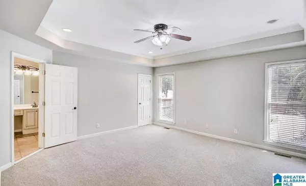 6225 EAGLE POINT CIRCLE, Birmingham, AL 35242