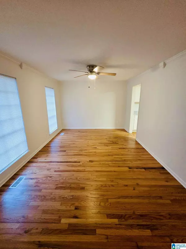 321 JUNE AVENUE, Hueytown, AL 35023