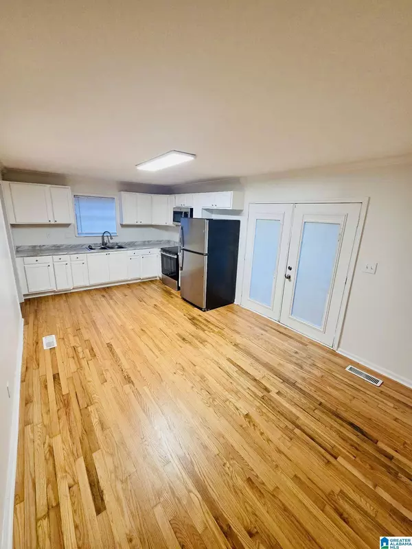 321 JUNE AVENUE, Hueytown, AL 35023