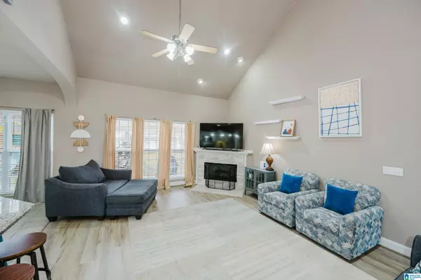 2746 CROSSVINE DRIVE, Helena, AL 35022