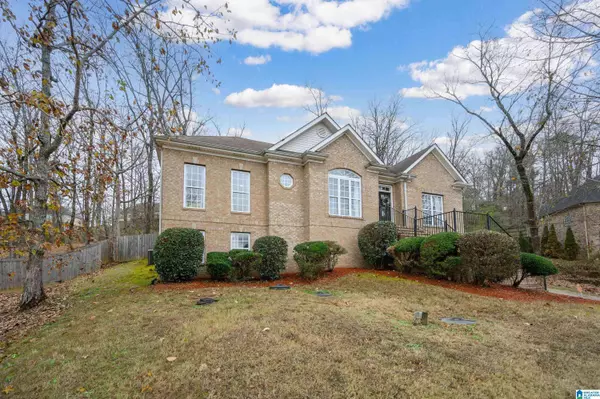 2746 CROSSVINE DRIVE, Helena, AL 35022