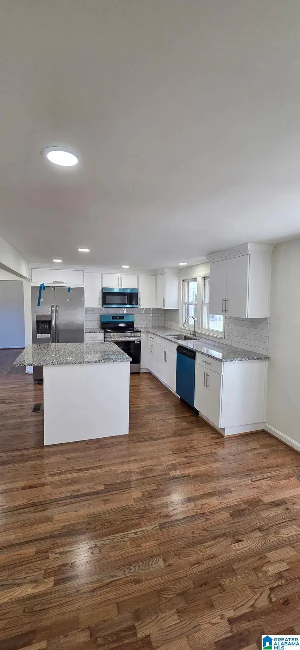 5221 EDGEWOOD ROAD, Adamsville, AL 35005