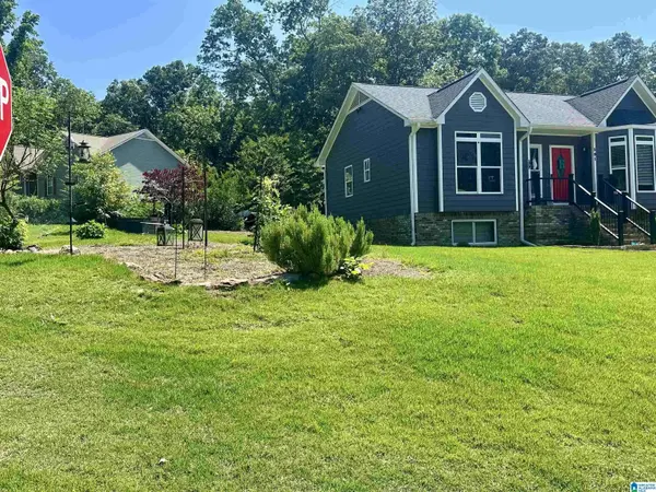 501 DOGWOOD FOREST CIRCLE, Alabaster, AL 35007