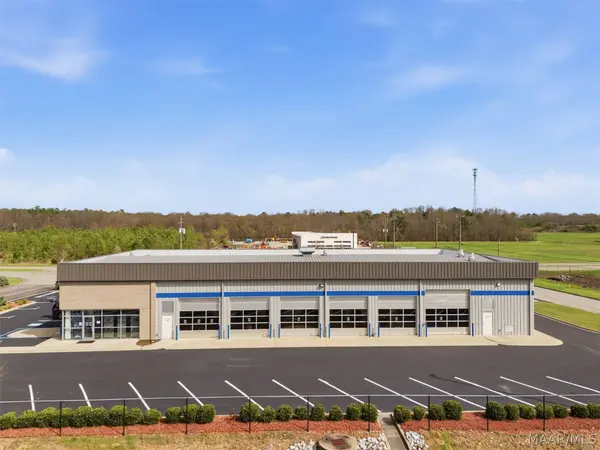 172 Market Place CIR, Calera, AL 35040