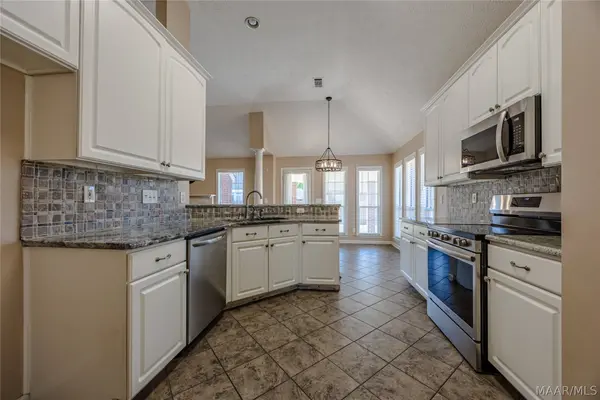 7736 STEELE RIDGE DR, Montgomery, AL 36117