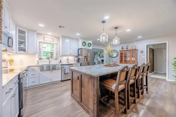 1536 County Rd 10 RD, Prattville, AL 36067