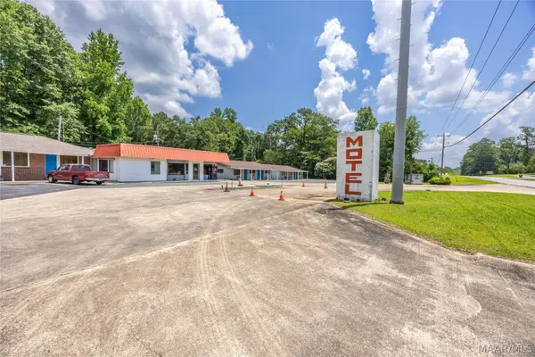 4231 Dadeville RD, Alexander City, AL 35010