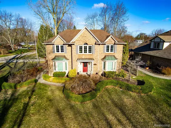 3405 Newgate Drive, Troy, MI 48084