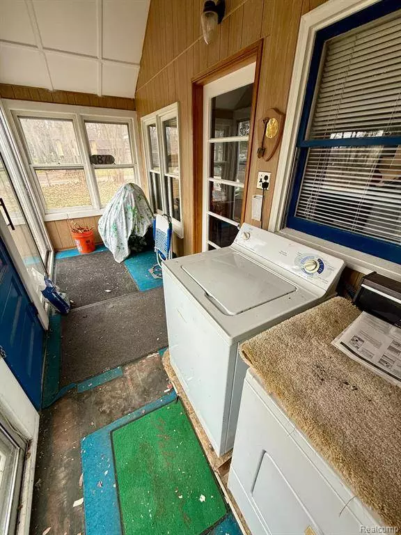 1874 Portlock Avenue, Commerce Twp, MI 48382