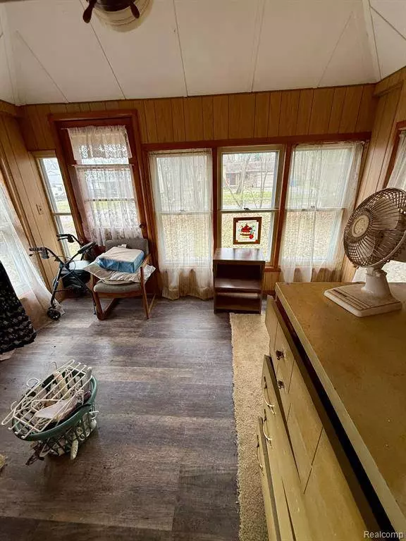 1874 Portlock Avenue, Commerce Twp, MI 48382