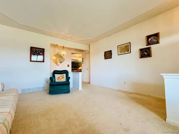 35265 Dunston Drive, Sterling Heights, MI 48310