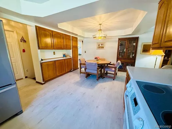 35265 Dunston Drive, Sterling Heights, MI 48310