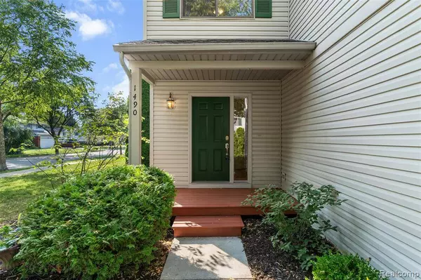 1490 Patricia Avenue, Ann Arbor, MI 48103