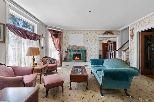 22805 Law Street, Dearborn, MI 48124