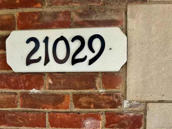 21029 Blackmar Avenue, Warren, MI 48091