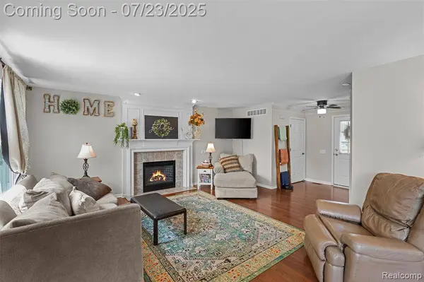 7168 Roxbury Drive, Ypsilanti, MI 48197