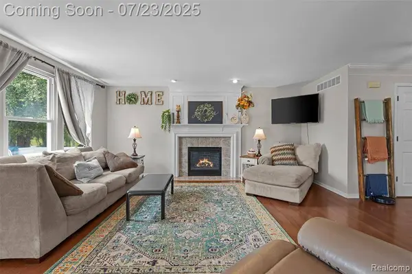 7168 Roxbury Drive, Ypsilanti, MI 48197