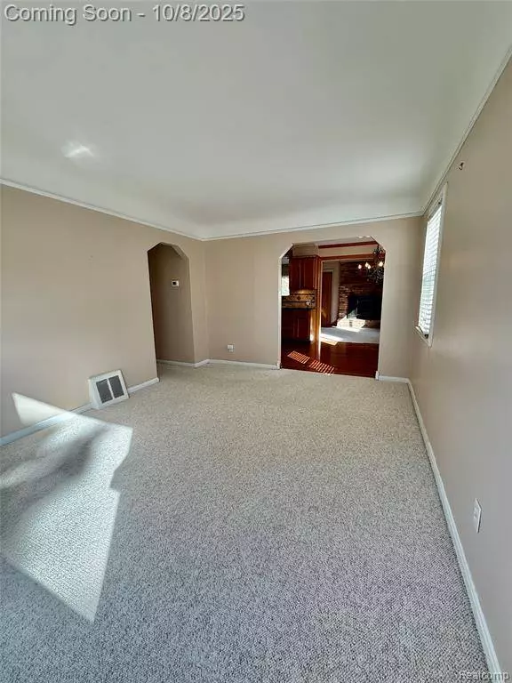 27018 Kitch Street, Inkster, MI 48141