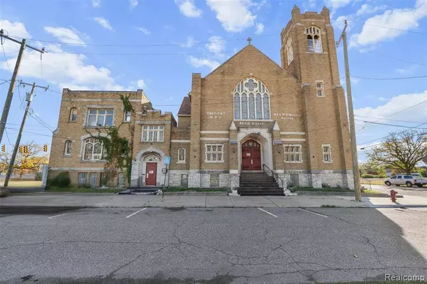 7000 W Chicago Street, Detroit, MI 48204