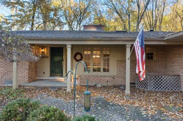 16966 Fairfield Street, Livonia, MI 48154