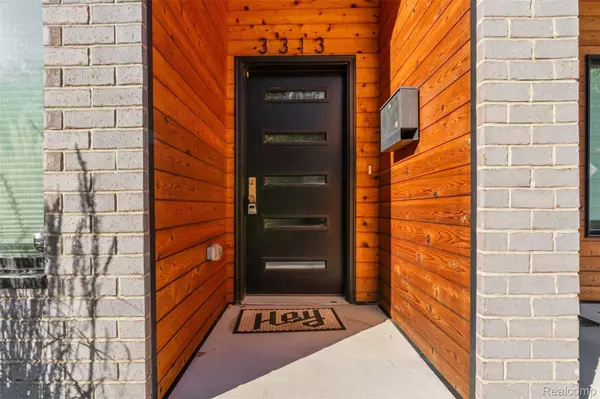 3313 Cochrane St, Detroit, MI 48208