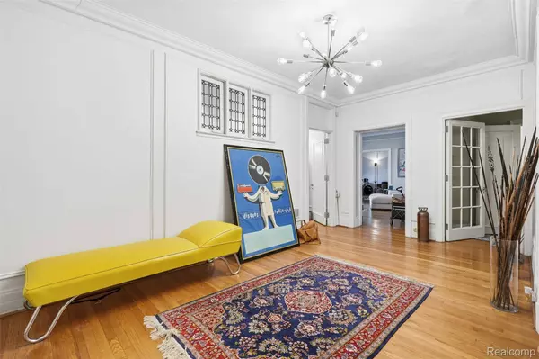 2900 E Jefferson AVE #61-C8, Detroit, MI 48207