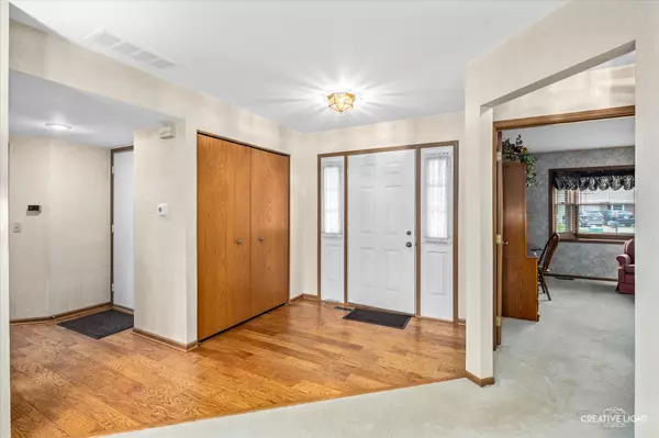 Montgomery, IL 60538-2168,53 Fallcreek Cir