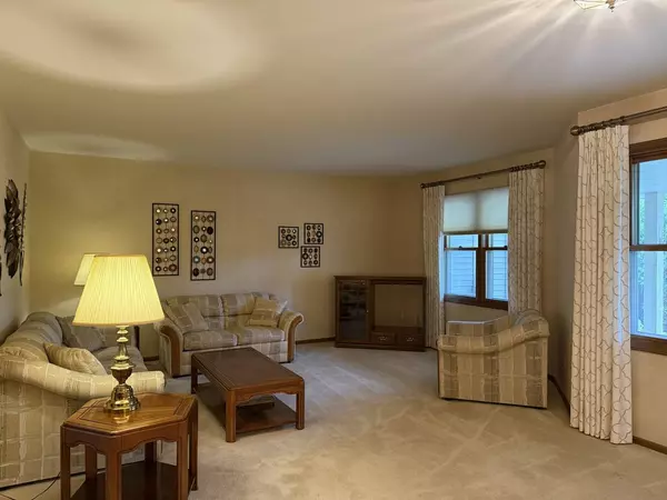 53 Fallcreek Circle #35, Montgomery, IL 60538