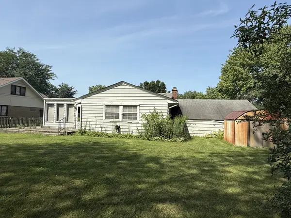 150 S Western Ave, Aurora, IL 60506 exterior back