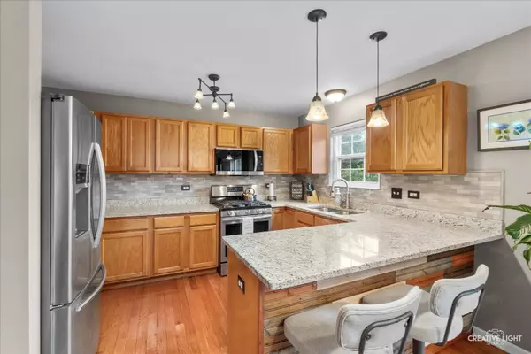 479 Raintree Drive, Oswego, IL 60543