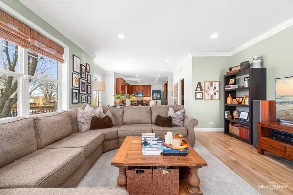 232 Loradale RD, Oswego, IL 60543