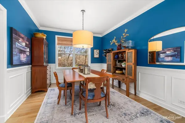 232 Loradale RD, Oswego, IL 60543