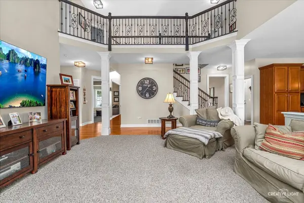 506 Simsbury CT, Oswego, IL 60543
