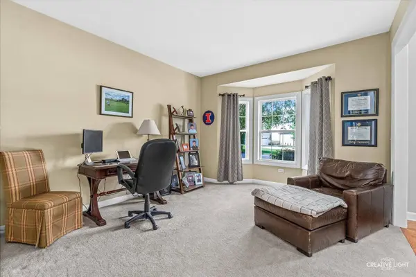 506 Simsbury CT, Oswego, IL 60543