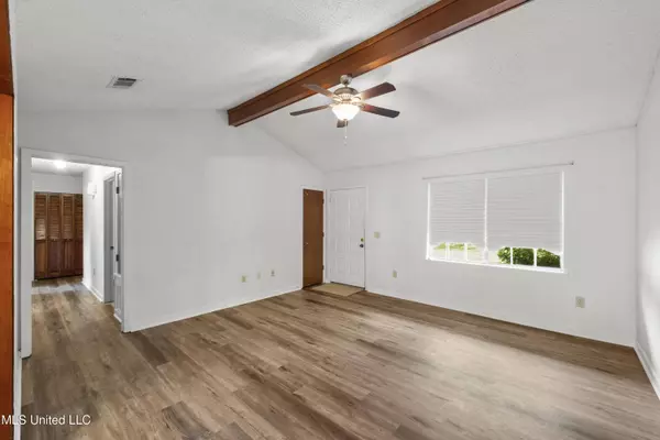 1918 Elaine Street, Jackson, MS 39204