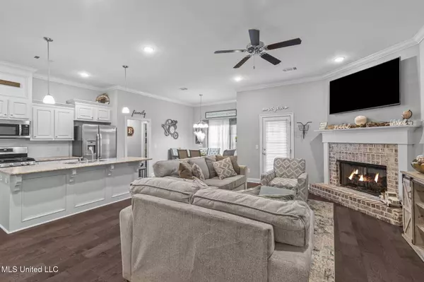 704 Parkdale Place, Brandon, MS 39042