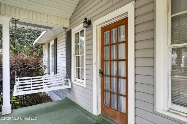 1231 Monroe Street, Jackson, MS 39202