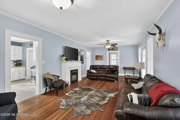 1231 Monroe Street, Jackson, MS 39202