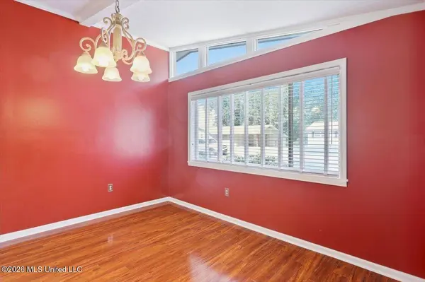 2141 Upper Drive, Pearl, MS 39208
