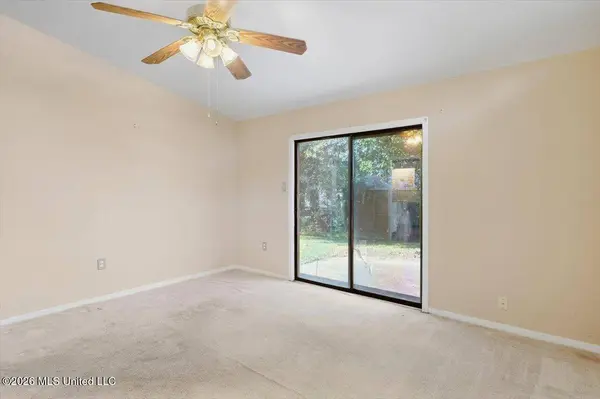 2141 Upper Drive, Pearl, MS 39208