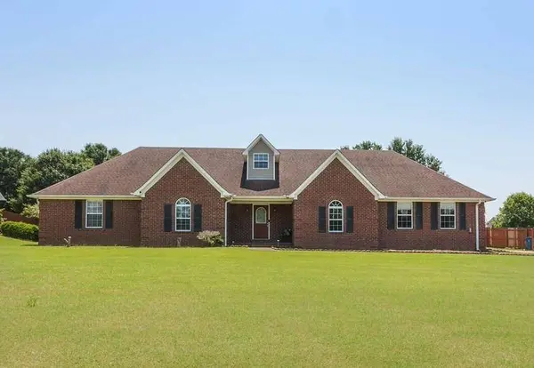 215 WALKER PKY, Atoka, TN 38004