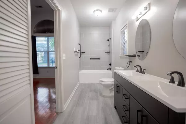 116 ISLE CREEK DR, Memphis, TN 38103