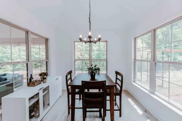 5118 LAWRENCEBURG LN E, Lakeland, TN 38002